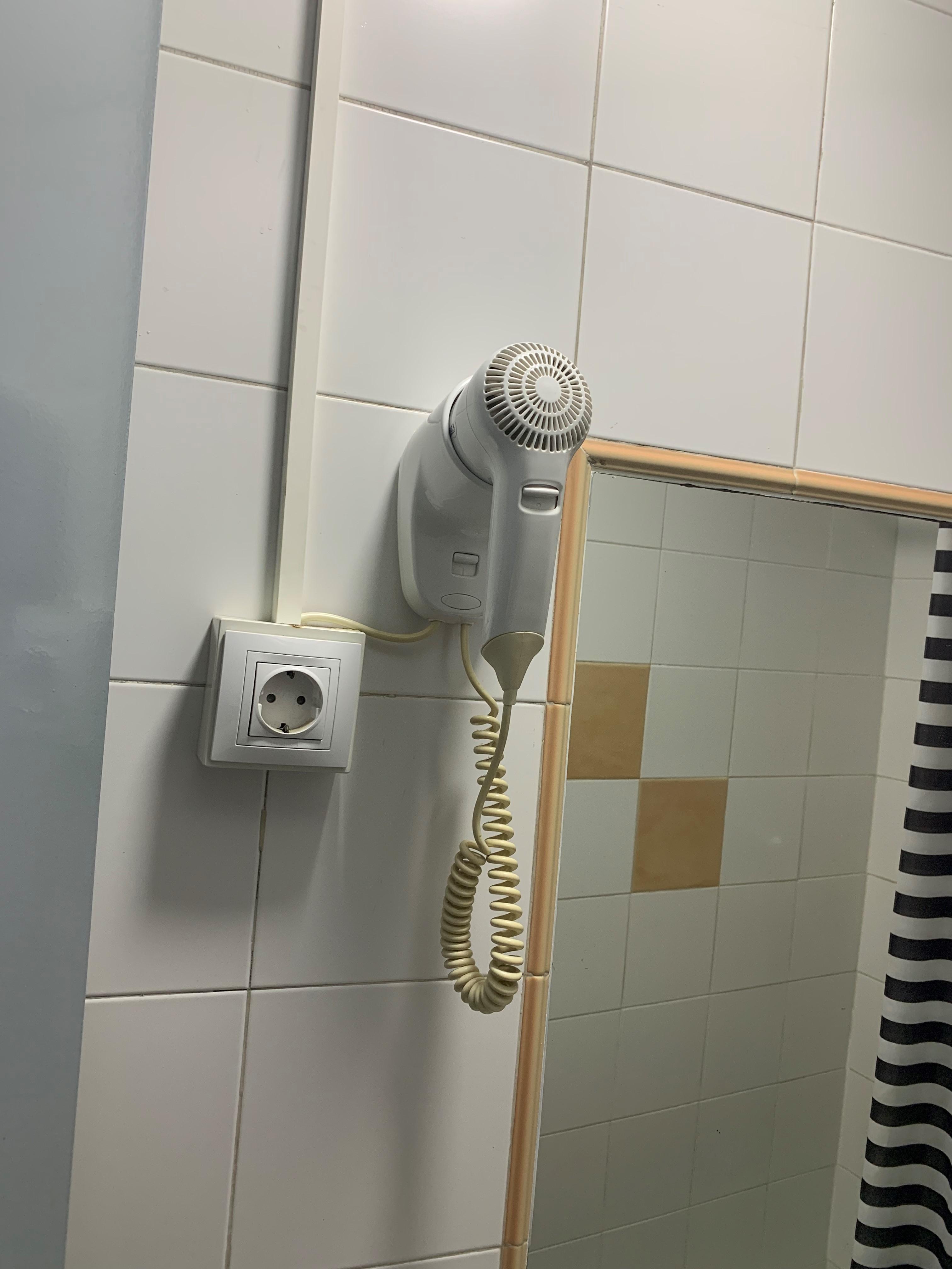 Hostal Alcobia Севилья Экстерьер фото